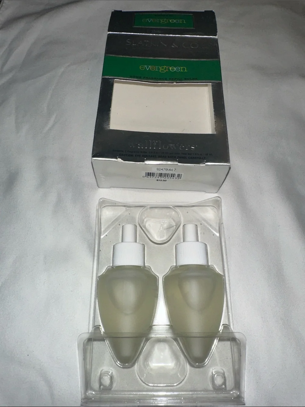 Bath & Body Works Evergreen Home Fragrance Refill Bulbs - Green & Silver